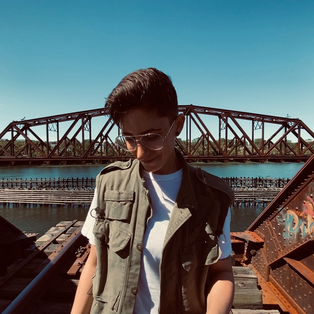Meet your Posher, Andie